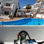 In Playa De Americas Mit Balkon By Interhome 아파트 플라야데라스아메리카스