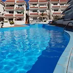아파트 In Playa De Americas Mit Balkon By Interhome *