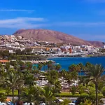 아파트 In Playa De Americas Mit Balkon By Interhome